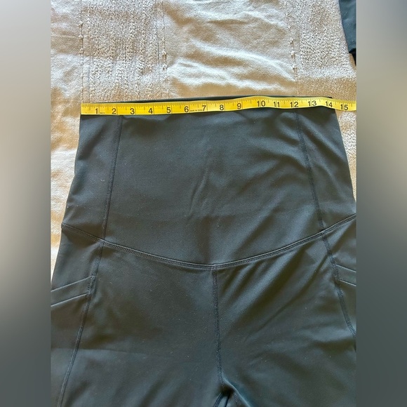 Fabletics PureLuxe High-Waisted Maternity 7/8 Legging size Medium - Picture 9 of 9
